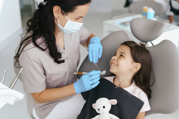 Best Emergency Dentist for Knocked-Out Tooth in Morton Grove, IL